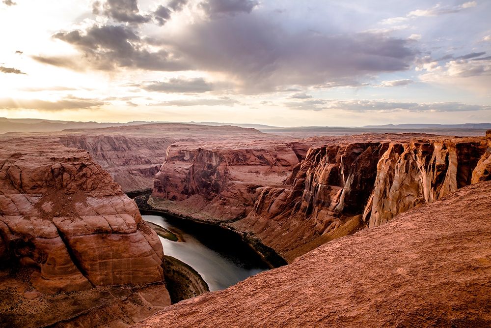 O Poderoso Colorado ao Poente — Delimont, Danita