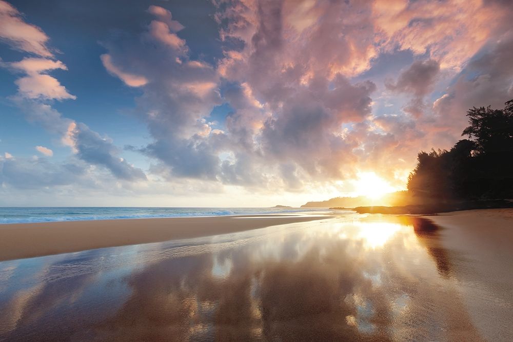 Amanhecer na Praia Secreta — Frates, Dennis