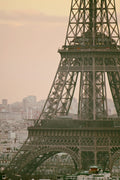 Madame Eiffel — Okula, Carina