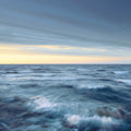 Ondas do Lago Superior — azul-marinho, recorte — Majchrowicz, Alan