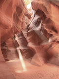 Feixes de Sol no Antelope Canyon I — Deiter, Lori
