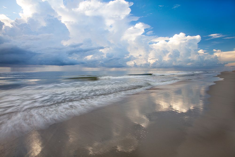 Ilha de Tybee, Geórgia 2 — amanhecer com nuvens e reflexos II — Wells, Joanne