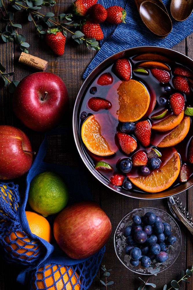 Mesa de Sangria — Aoki, Juri